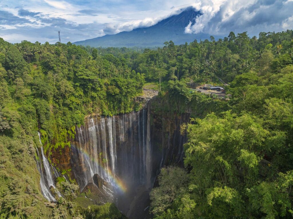 tumpak sewu waterval